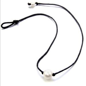 Accessories - pearl necklace Accessories - pearl necklace